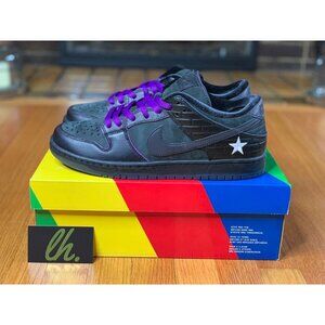 Sz 10.5 Nike SB Dunk Low "First Ave"